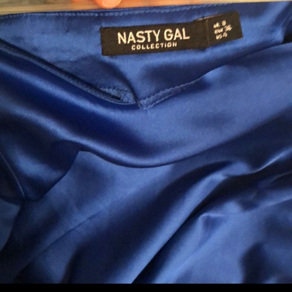 Nasty gal satin silk midi skirt blue 4